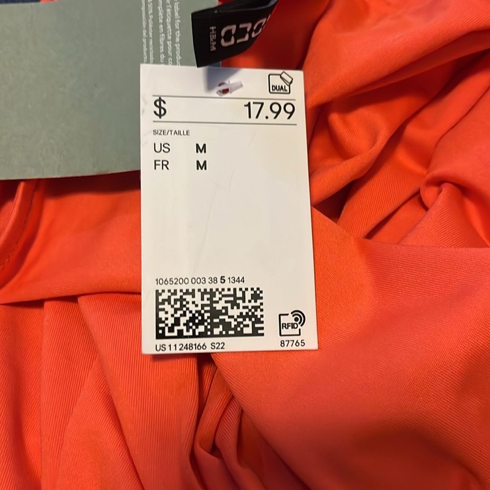 Divided H&M Dress - Picture 7 of 7